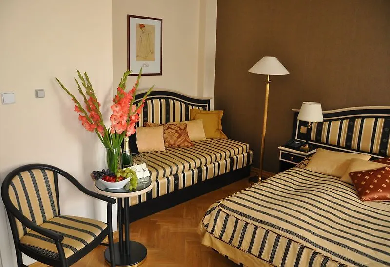 Elysee Hotel Prag 4*,  Tjeckien