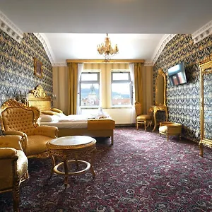 Hotell Liliova Old Town